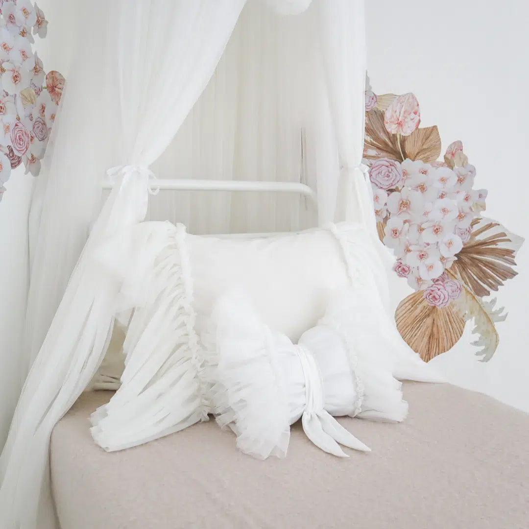 DREAMY PILLOWCASE + BOW CUSHION SET WHITE