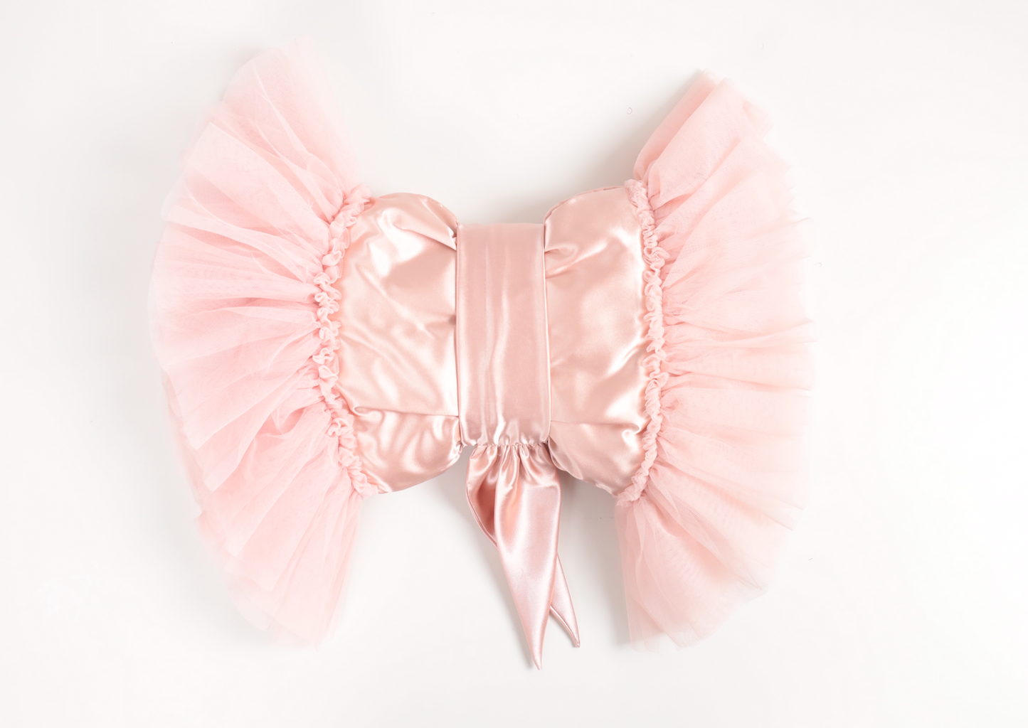 Dreamy Bow Cushion