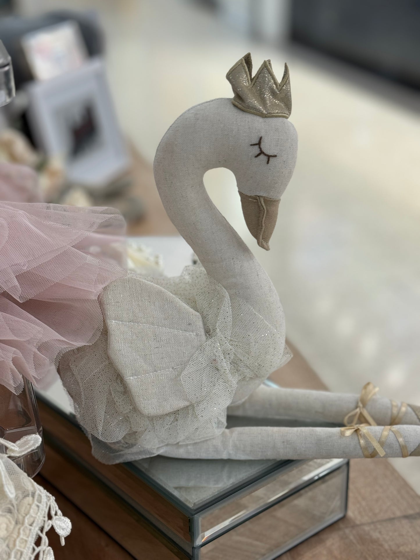 Ballerina Large Swan