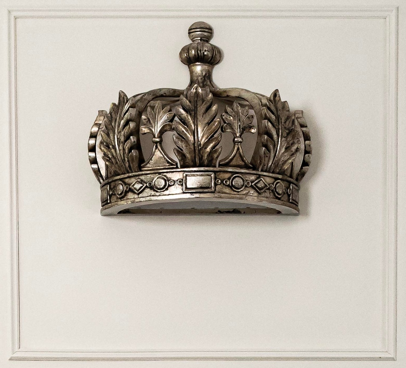 Decoration - Wall Crown