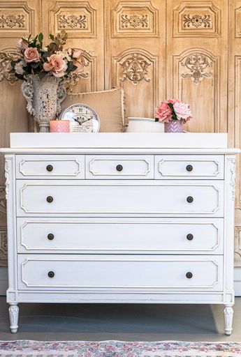 Amelie Dresser & Topper