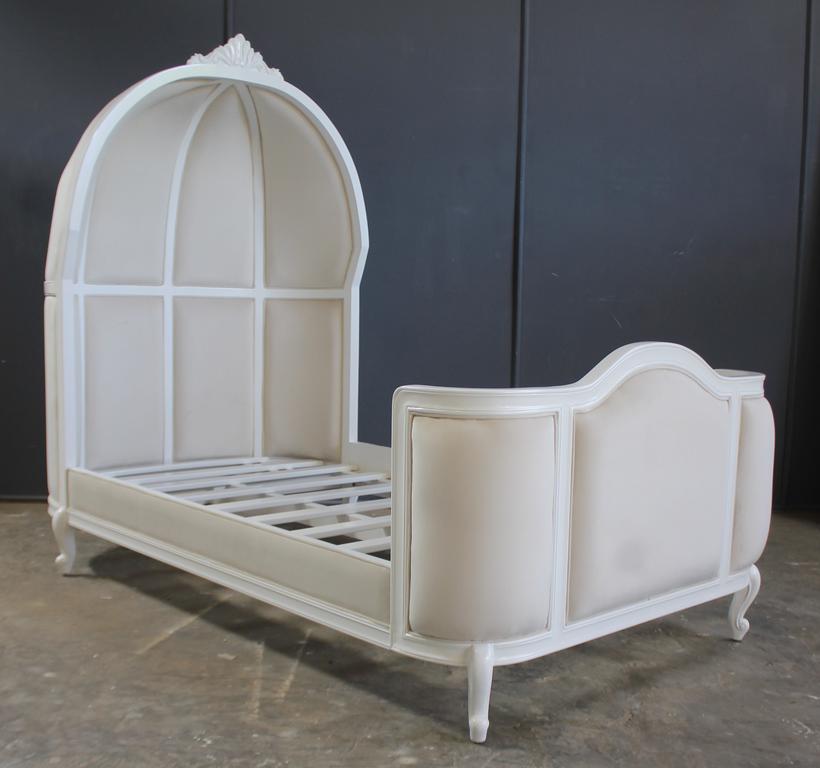 Beaufort Bed (EX-DISPLAY CLEARANCE)