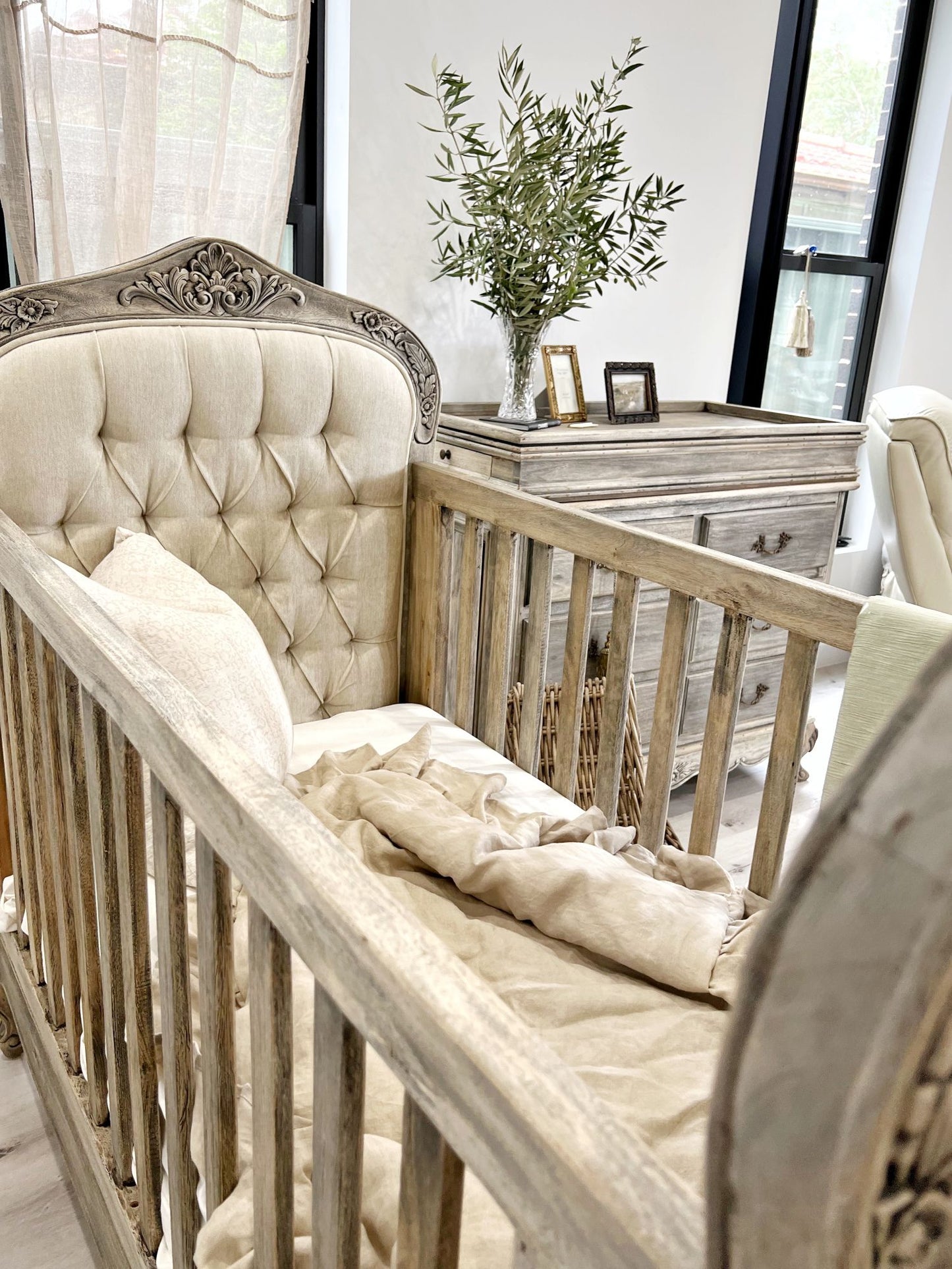 Amelie Antique White Cot