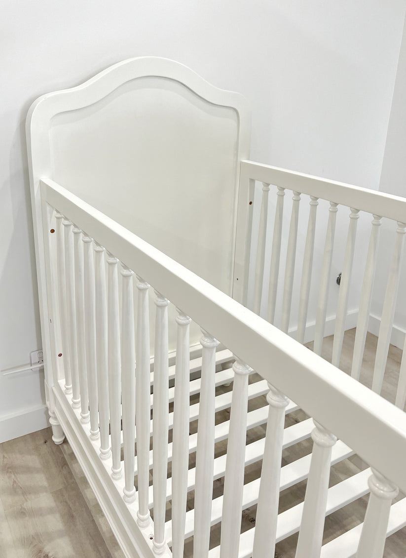La Leena Carved Cot I French Provincial Cots Rococo Bebe
